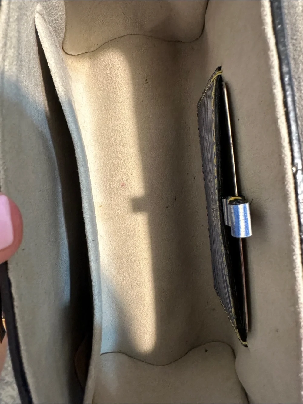 Louis Vuitton Twist Handbag Electric Epi Leather